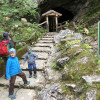 Die Lamprechtshöhle ist aufgrund ihrer kühlen Temperaturen ein beliebtes Ausflugsziel im Sommer.