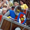 Kleine Ritter gehen auf Drachenjagd.