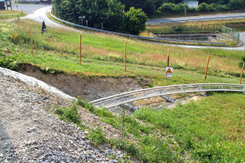 The new toboggan run is located directly on the Bundesstraße 480.