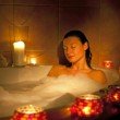 Ein wohltuendes Entspannungsbad ist gut für Körper und Geist