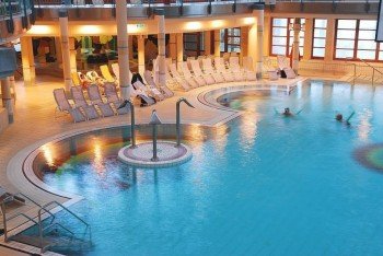 Schwimmen im Innenbereich